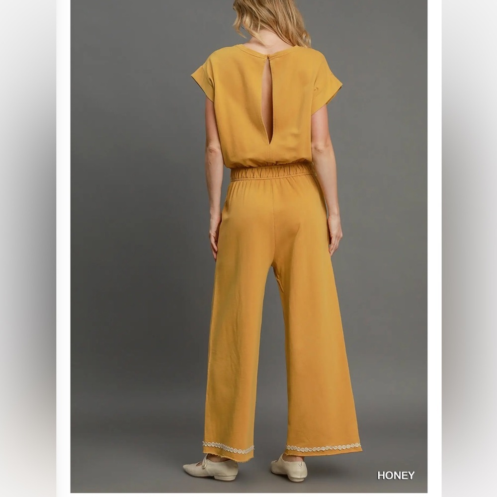 New nwt Umgee Yellow Jumpsuit with Peace Sign pants S M L - Picture 2 of 4